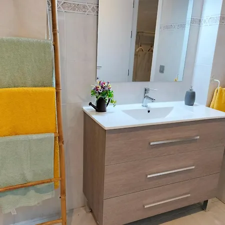 Acogedor Apartamento. Mezquita Wifi Апартаменти